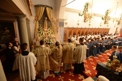 Encensement de la Madone